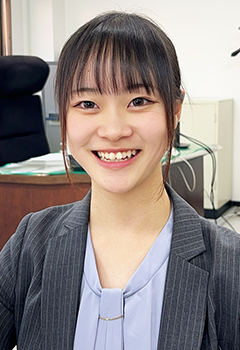 河野 日菜 総合職（営業職）